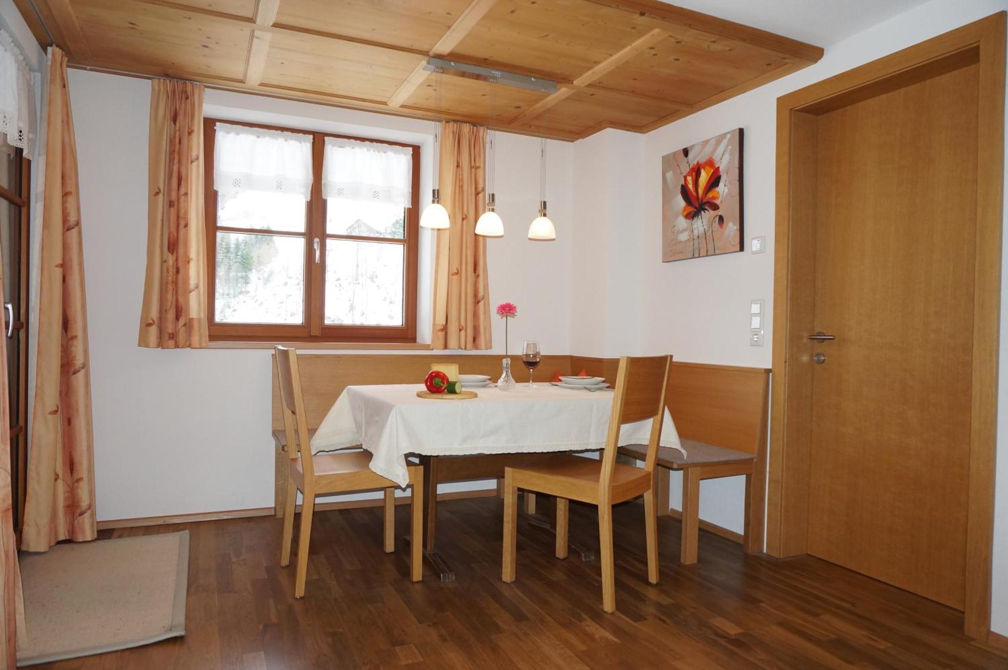 Hotel Haus Schwendinger Mellau Exterior foto